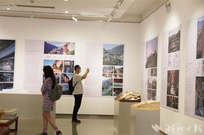 艺术设计点亮乡村未来 中南民大主题展启幕，探索乡村振兴新路径