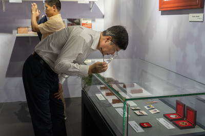 小文创 大历史 当文物遇见创意，致敬抗战胜利75周年